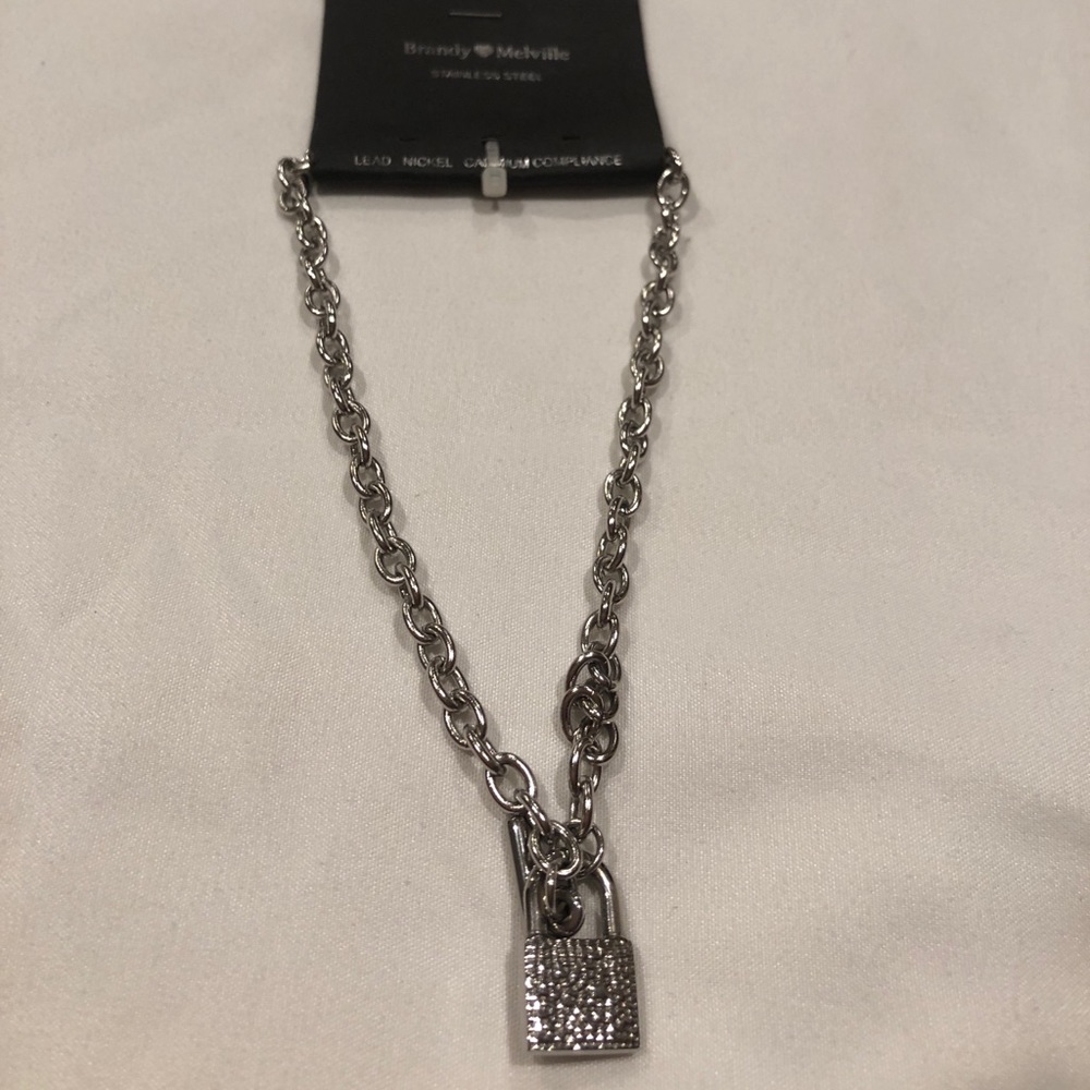 🕷brandy melville silver chain choker necklace🕷